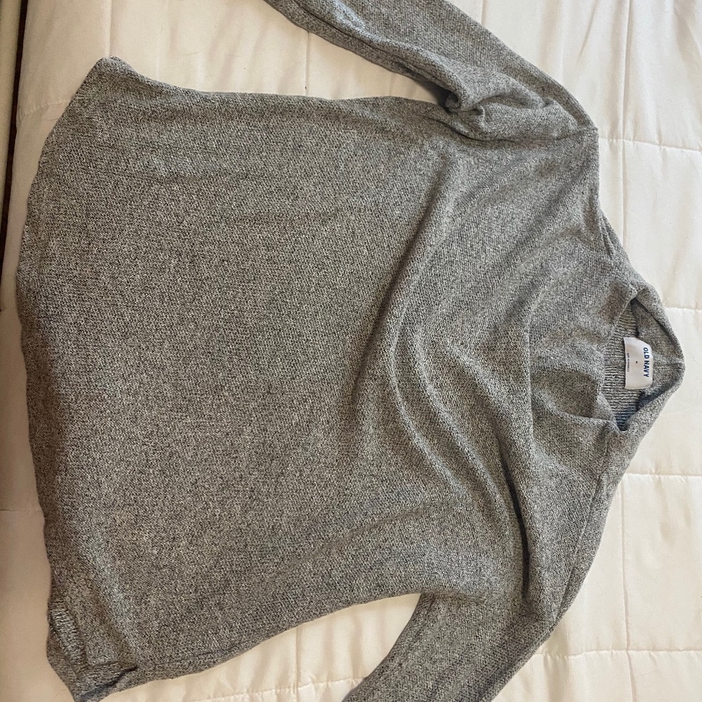 Grey Old Navy Sweater